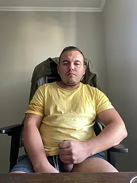 Snapshot of Gusta_bi chatting on February 2026 02:21:01 PM Gusta bi online show from February 2026 02:21:01 PM