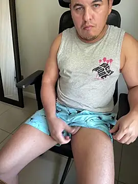 Snapshot of Gusta_bi chatting on February 2026 03:19:01 PM Gusta bi online show from February 2026 03:19:01 PM