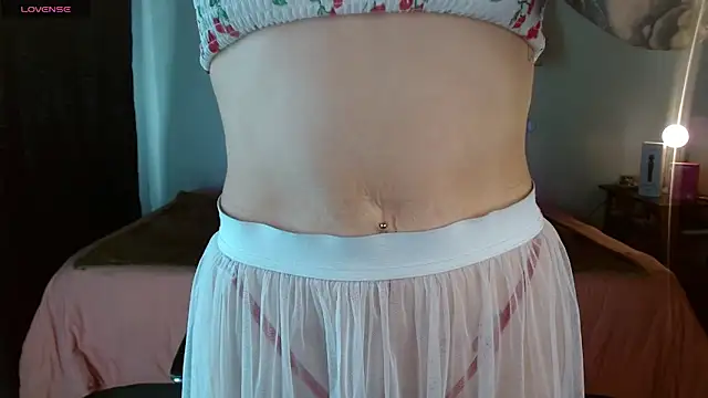 Snapshot of mia_velvet1 chatting on November 2025 01:44:02 PM mia velvet1 online show from November 2025 01:44:02 PM