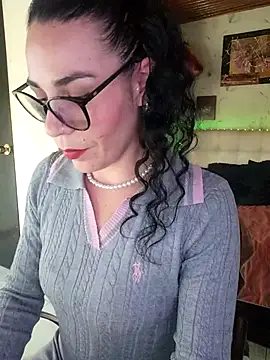 Snapshot of mia_velvet1 chatting on February 2026 03:29:01 PM mia velvet1 online show from February 2026 03:29:01 PM