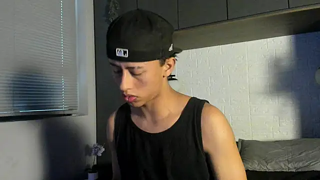 labrinthteasing online show from March 2026 02:09:02 PM