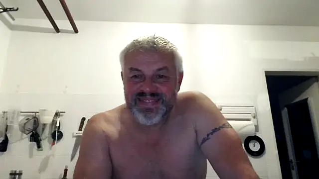 Berg Boy online show from October 2025 09:04:02 PM