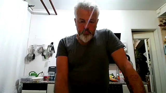 Berg Boy online show from March 2026 09:07:01 PM