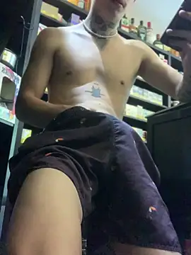 craxybaby online show from October 2025 03:00:01 PM