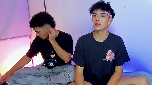 Snapshot of LucasCarterr_ chatting on March 2025 04:15:02 AM LucasCarterr online show from March 2025 04:15:02 AM