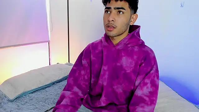 Snapshot of LucasCarterr_ chatting on March 2025 12:47:02 PM LucasCarterr online show from March 2025 12:47:02 PM