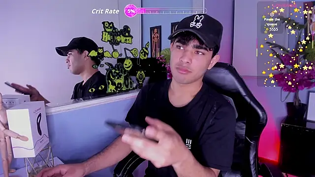 Snapshot of LucasCarterr_ chatting on October 2025 03:51:02 AM LucasCarterr online show from October 2025 03:51:02 AM