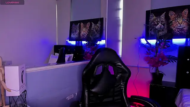 Snapshot of LucasCarterr_ chatting on November 2025 12:55:01 PM LucasCarterr online show from November 2025 12:55:01 PM