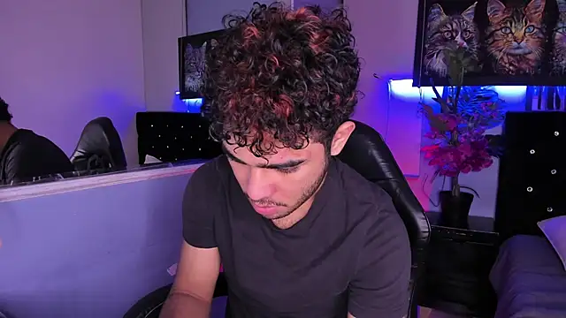 Snapshot of LucasCarterr_ chatting on December 2025 03:48:01 AM LucasCarterr online show from December 2025 03:48:01 AM