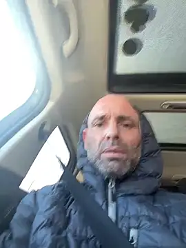 Snapshot of tttttyta chatting on March 2025 05:12:02 PM tttttyta online show from March 2025 05:12:02 PM