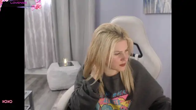 BellaStar84 online show from September 2025 12:41:02 PM