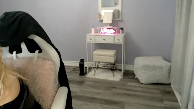 BellaStar84 online show from December 2025 11:40:02 AM