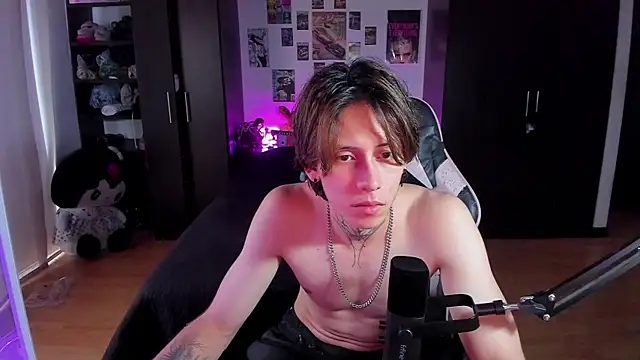 xIce Boy online show from March 2026 08:20:02 PM