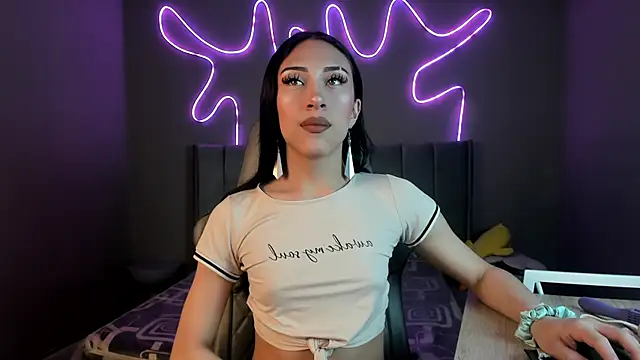 Snapshot of madison__rey chatting on December 2025 12:47:01 PM madison rey online show from December 2025 12:47:01 PM