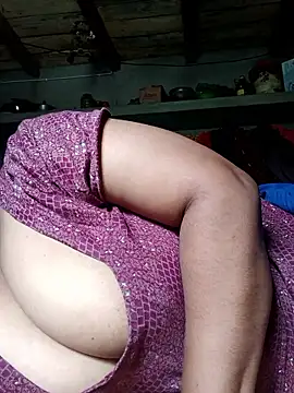 jacika hot online show from April 2026 04:12:01 AM