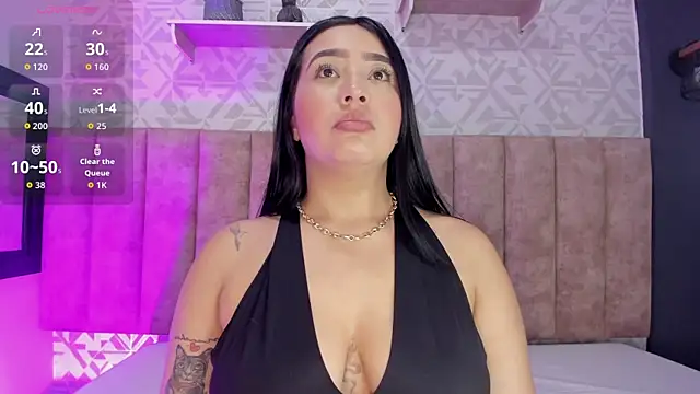 Snapshot of MelinaCruz chatting on October 2025 04:02:02 AM MelinaCruz online show from October 2025 04:02:02 AM