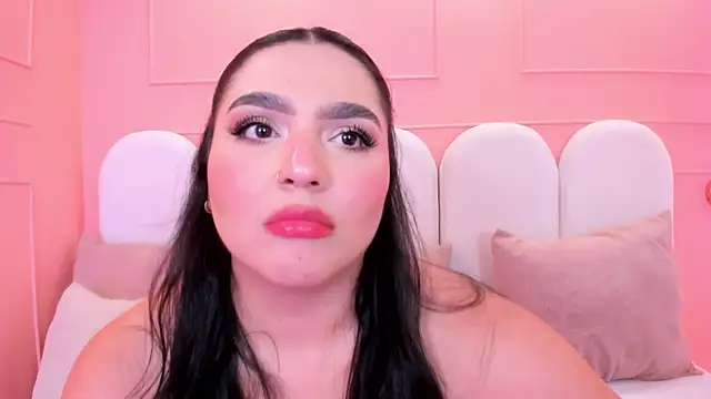 eva sainnt online show from April 2026 06:19:01 AM