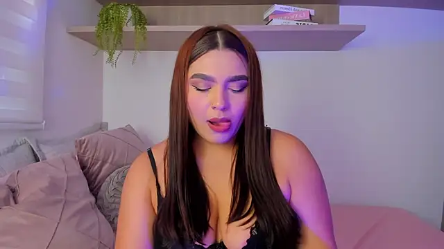 eva sainnt online show from July 2026 07:18:02 PM