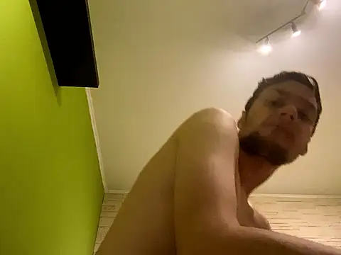 YoungTopGuy online show from December 2025 05:16:01 AM