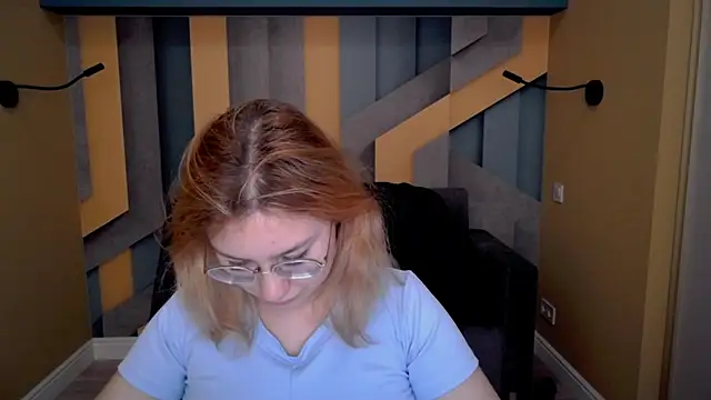 AngelinaLow online show from January 2026 05:27:02 PM