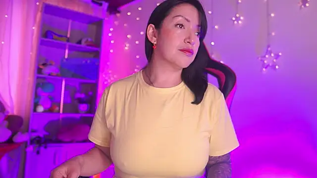 Madison Mayer online show from April 2026 12:52:02 PM