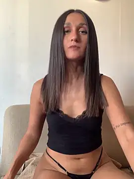 luci brecman online show from April 2026 09:31:01 PM