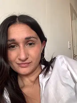 Snapshot of luci_brecman chatting on June 2026 04:09:02 PM luci brecman online show from June 2026 04:09:02 PM