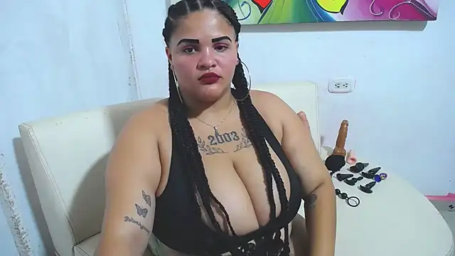 Snapshot of latina_bigboos25 chatting on October 2025 03:16:02 AM latina bigboos25 online show from October 2025 03:16:02 AM
