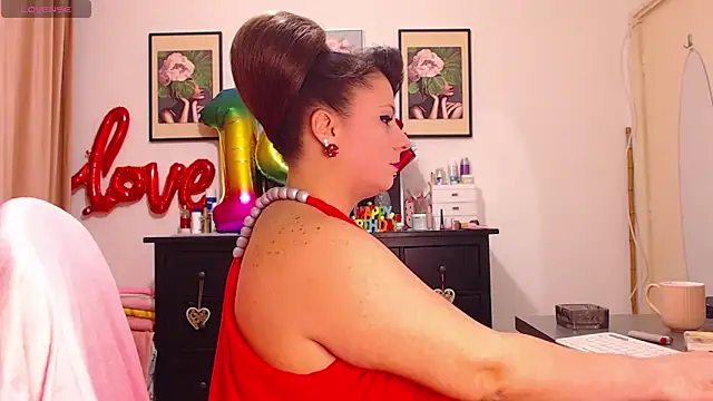 passionforkiss online show from April 2026 08:39:01 PM