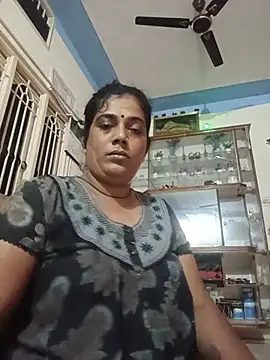 kissmetha online show from July 2026 03:06:02 PM