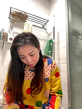 aa520uv online show from October 2025 12:36:01 AM