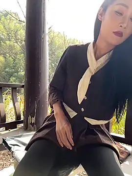 linger-23 online show from March 2026 05:46:02 AM