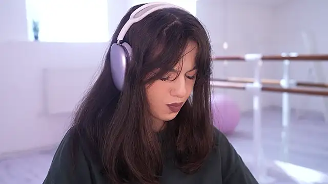 Snapshot of mystica_ chatting on September 2025 08:41:02 AM mystica online show from September 2025 08:41:02 AM