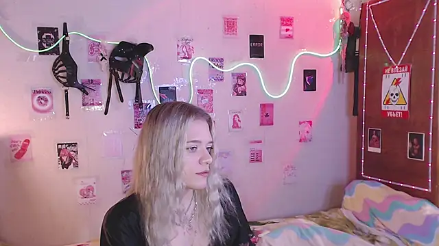 Your Horny Friends online show from September 2025 11:59:01 AM