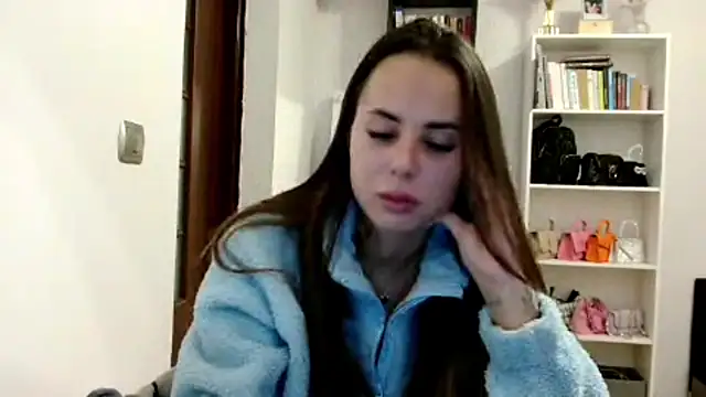 MayaJoy24 online show from October 2025 07:03:01 PM