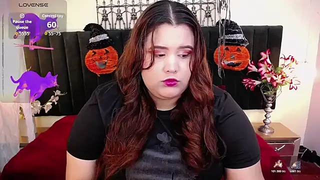 ailyn maury online show from November 2025 01:19:02 AM