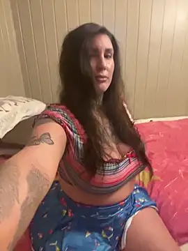 Badgyalbella online show from April 2026 08:23:01 PM