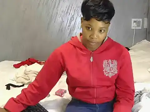 Hotytoty26 online show from October 2025 06:31:01 PM