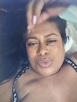 Tu-Reina online show from November 2025 06:02:01 AM