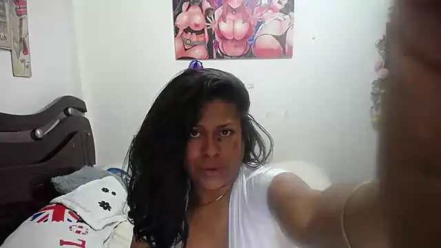 Tu-Reina online show from December 2025 02:23:01 PM