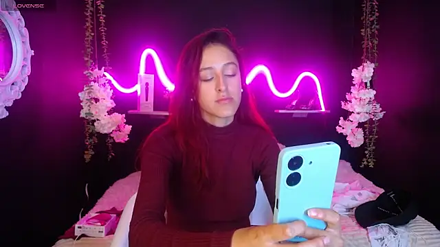 Snapshot of Hairydoll_ chatting on March 2025 08:04:01 PM Hairydoll online show from March 2025 08:04:01 PM