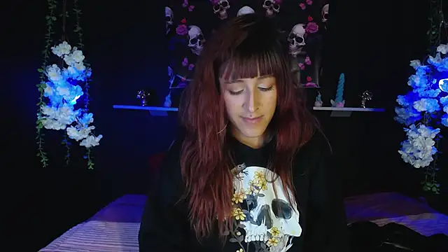 Snapshot of Hairydoll_ chatting on October 2025 09:17:02 PM Hairydoll online show from October 2025 09:17:02 PM