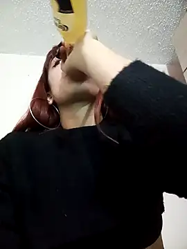 Snapshot of Hairydoll_ chatting on October 2025 07:58:02 PM Hairydoll online show from October 2025 07:58:02 PM