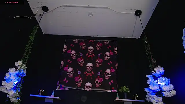 Snapshot of Hairydoll_ chatting on October 2025 09:22:01 PM Hairydoll online show from October 2025 09:22:01 PM