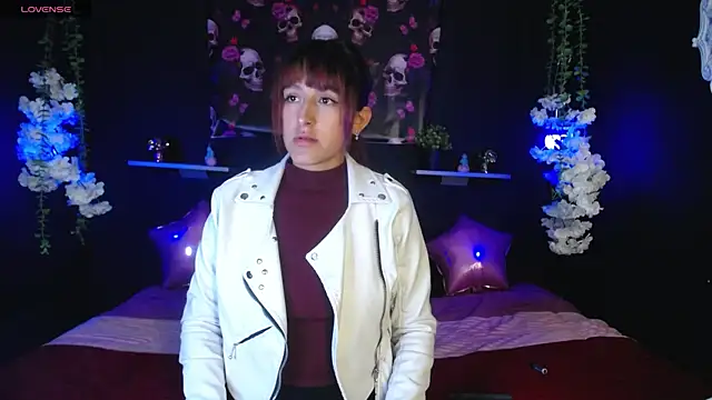 Snapshot of Hairydoll_ chatting on November 2025 09:36:01 PM Hairydoll online show from November 2025 09:36:01 PM