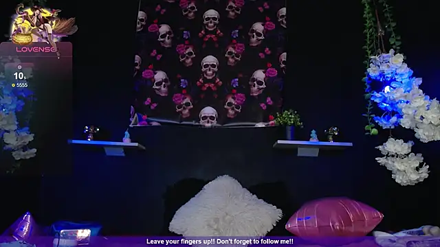 Snapshot of Hairydoll_ chatting on November 2025 09:15:02 PM Hairydoll online show from November 2025 09:15:02 PM