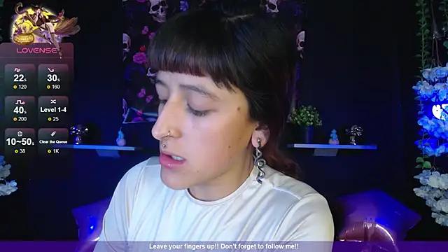 Snapshot of Hairydoll_ chatting on November 2025 09:57:02 PM Hairydoll online show from November 2025 09:57:02 PM