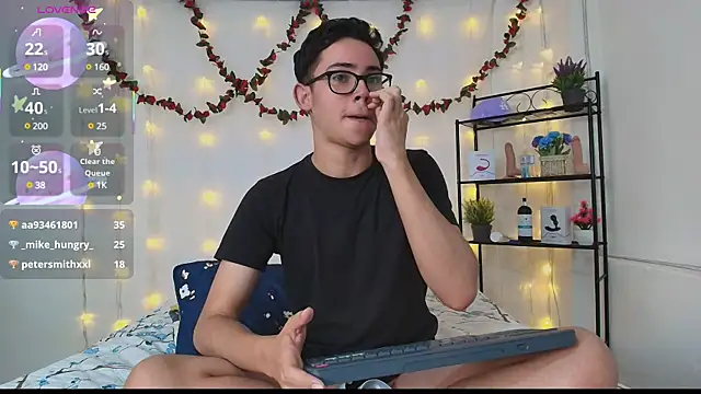 Danny-Swift13 online show from March 2025 03:02:02 AM