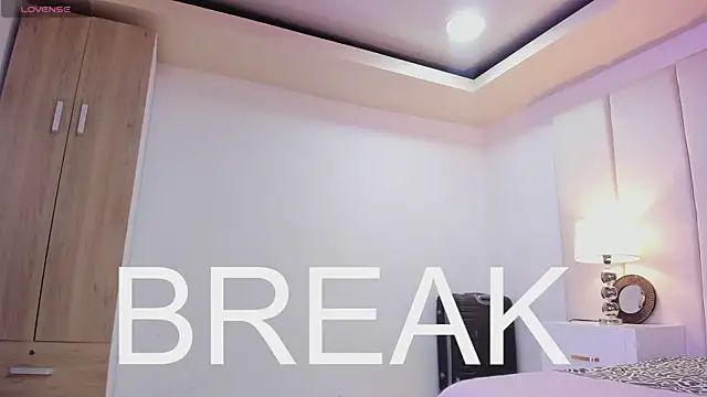 Snapshot of princesssammy2 chatting on March 2025 03:20:01 AM princesssammy2 online show from March 2025 03:20:01 AM