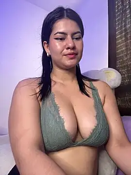 Snapshot of Saanvi21 chatting on March 2025 04:47:02 PM Saanvi21 online show from March 2025 04:47:02 PM